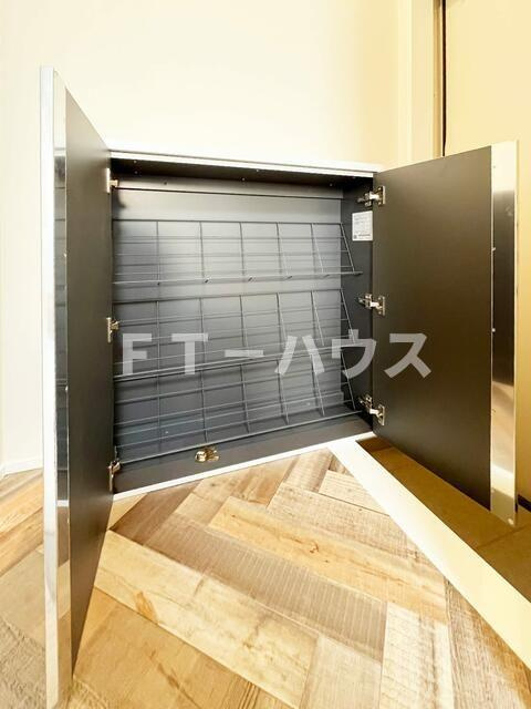 ベレガンス八千代台ＩＩの収納