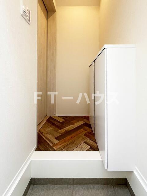 ベレガンス八千代台ＩＩの玄関