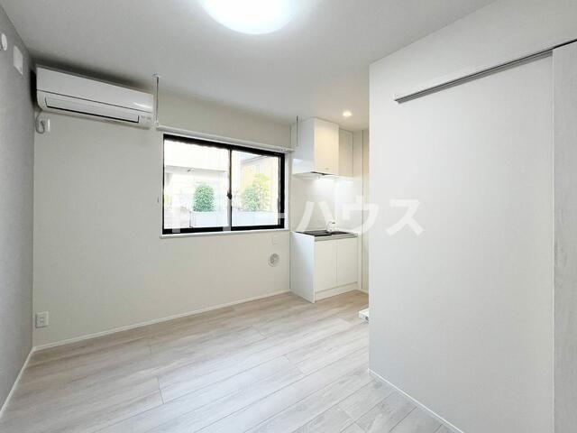 ベレガンス八千代台ＩＩの居間・リビング