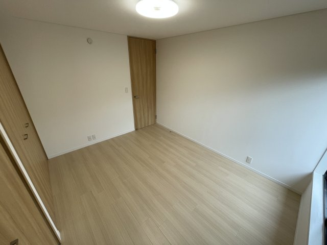 みどりが丘フルリノベーション中古住宅の洋室