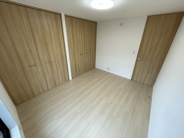 みどりが丘フルリノベーション中古住宅の洋室