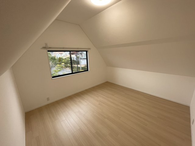 みどりが丘フルリノベーション中古住宅の洋室