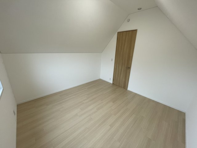 みどりが丘フルリノベーション中古住宅の洋室