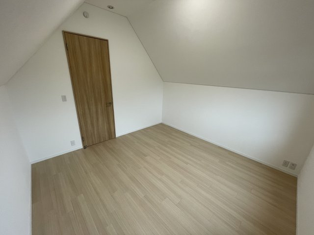 みどりが丘フルリノベーション中古住宅の洋室