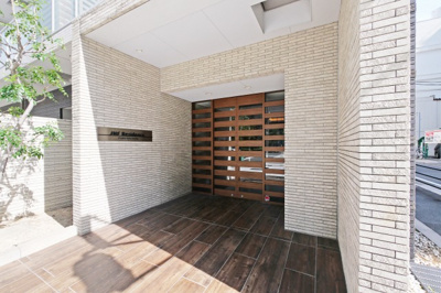 【エントランス】 | JMFレジデンス大阪福島 | 落ち着いたエントランスです