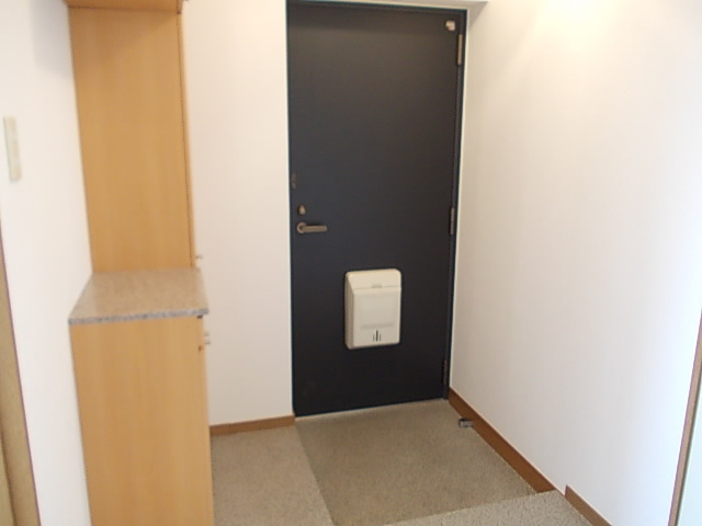 グランクオーレⅠ番館の玄関