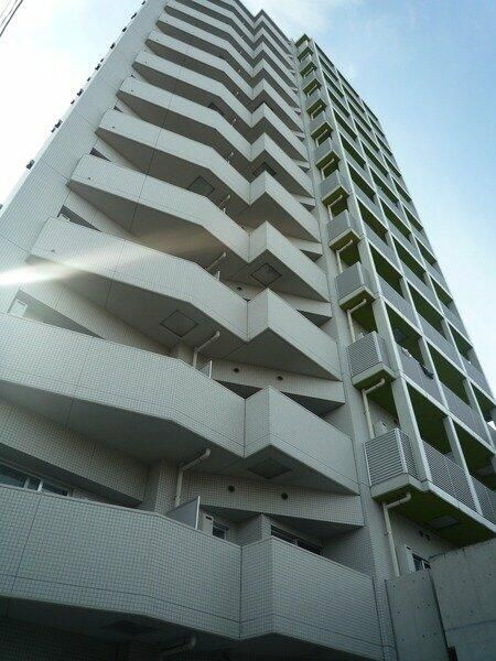 ＲＡＳＩＳ大山ー山手通りの外観