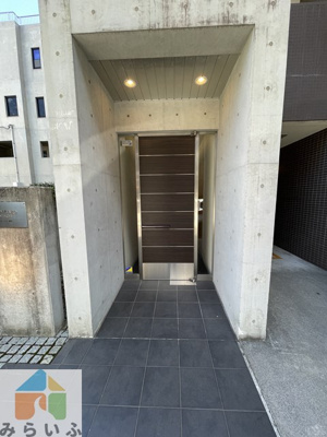 【エントランス】 | エルミタージュ新栄