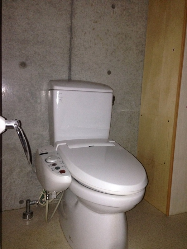 中野区大和町１丁目の賃貸マンションのトイレ