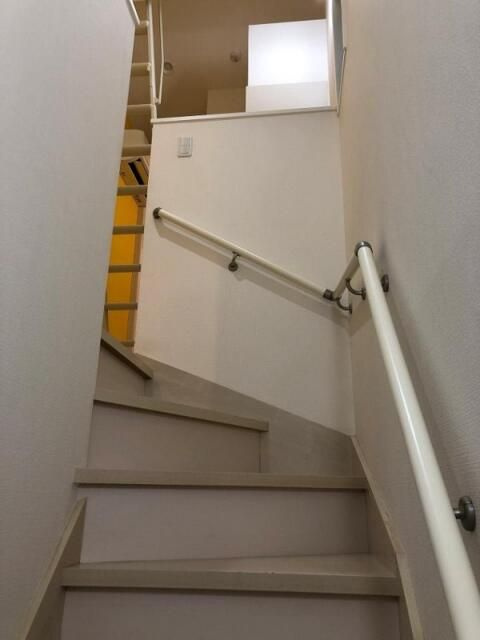 サークルハウス北千住の玄関