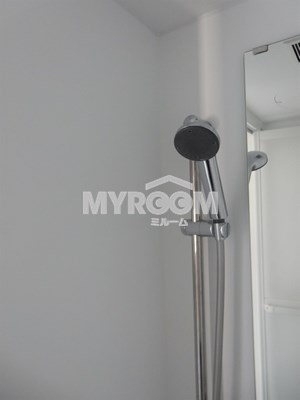 ａｖｅｎｉｒ永福(アヴニールエイフク) の浴室|シャワーヘッド