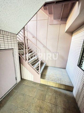 メゾンshinmoriのロビー|落ち着いたロビーです