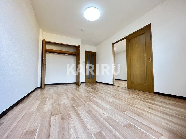 メゾンshinmoriの洋室|コンパクトで使いやすい洋室です