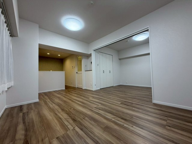 サンマンション青葉台ガーデンの洋室