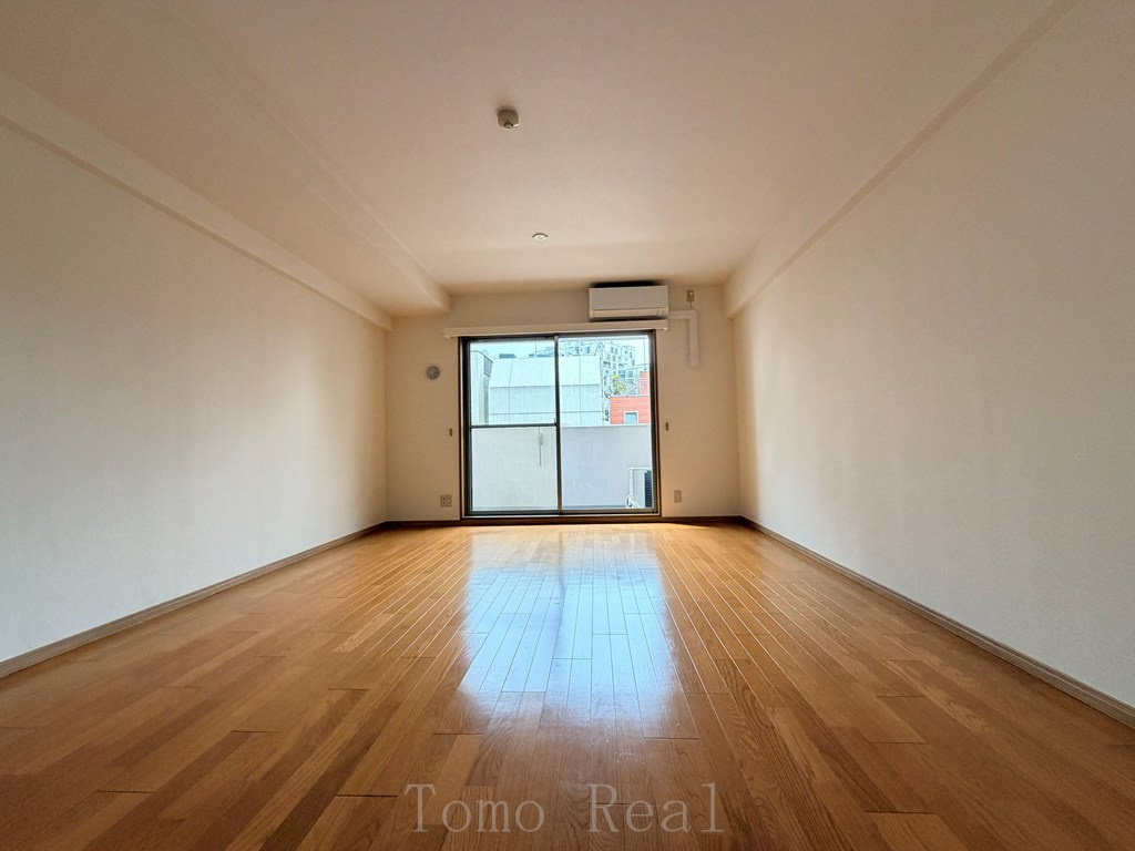 秀和溜池山王レジデンスの居間・リビング