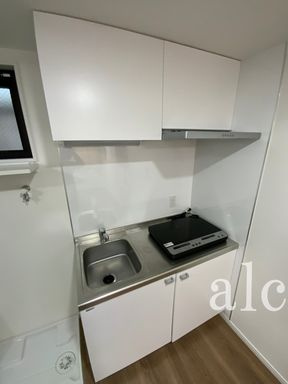 N・Y・TORTUGAのキッチン