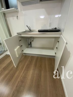 N・Y・TORTUGAの収納