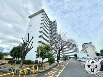 【外観】 | 向島ニュータウン第三街区C棟 | 最寄り駅は近鉄『向島駅』徒歩7分です。