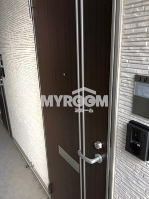 プレジール新江古田のその他共用部分|玄関ドア☆