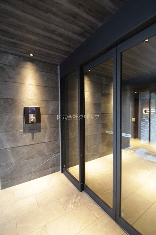 Le'a横濱天王町駅前通りのセキュリティ