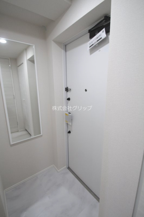 Le'a横濱天王町駅前通りの玄関