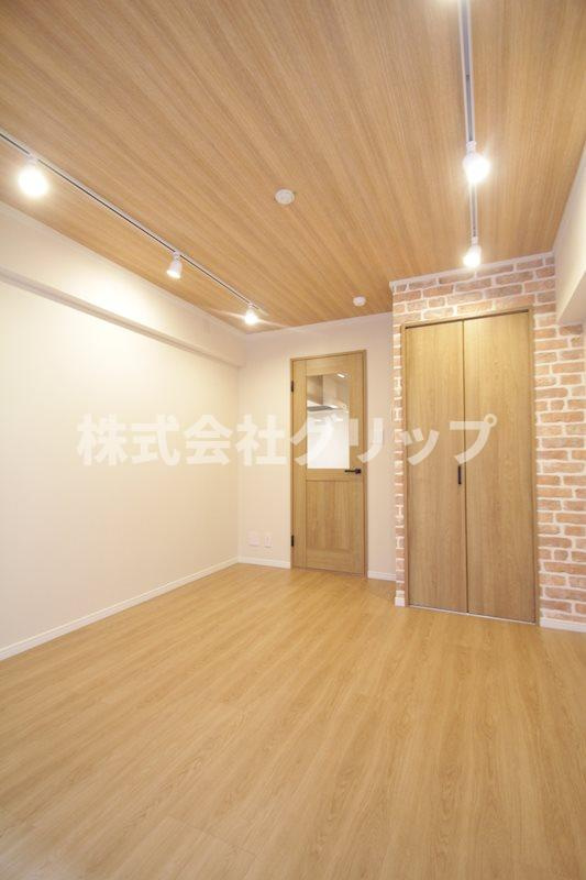 ライオンズマンション伊勢佐木長者町の洋室