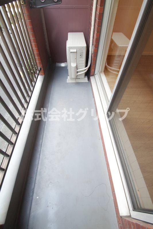 ライオンズマンション伊勢佐木長者町のバルコニー