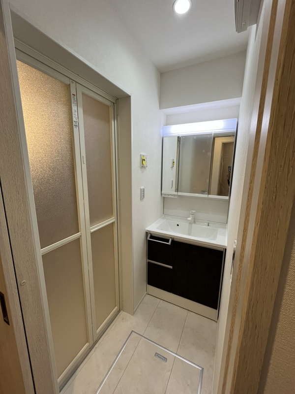 Casa Simpatia Koganeiの洗面所