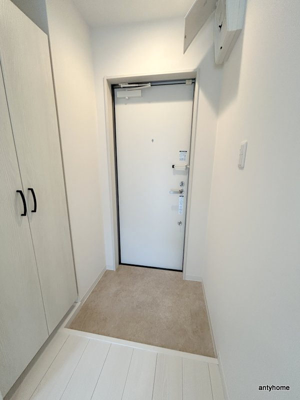 プルメリア関大前　仲介手数料無料の玄関