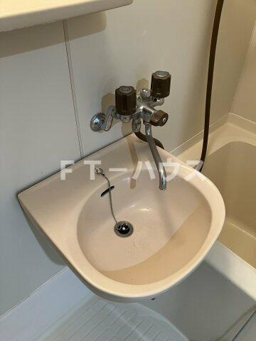 エステートピアの洗面所