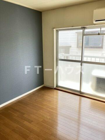 エステートピアの居間・リビング