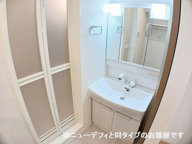 【洗面所】 | サンヴェルデ
