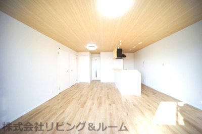 【居間・リビング】 | ロイヤルコーポナガス