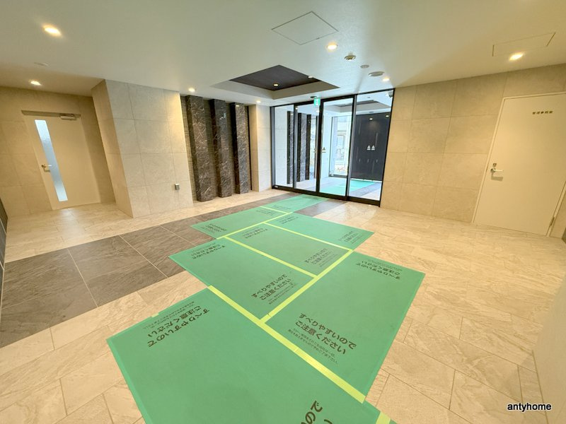 エスリードレジデンス　ザ・グラン大阪福島クラス　仲介手数料無料のロビー