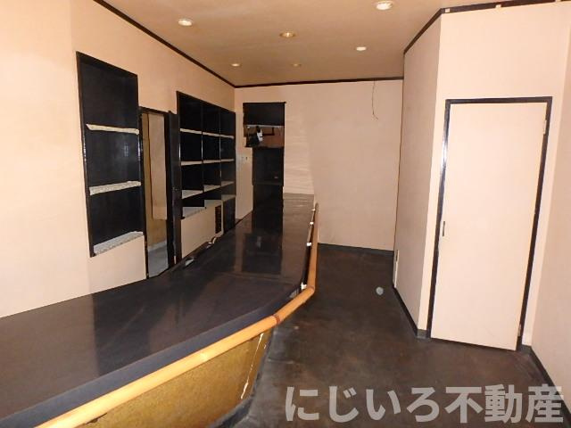 川野マンション　テナント