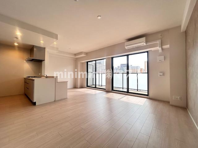 エクシアテラス梅田のエントランス