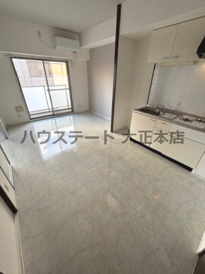 【居間・リビング】 | エルミタージュ難波Ⅲ 仲介手数料無料