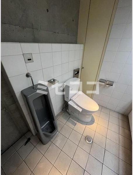 UAKビルのトイレ