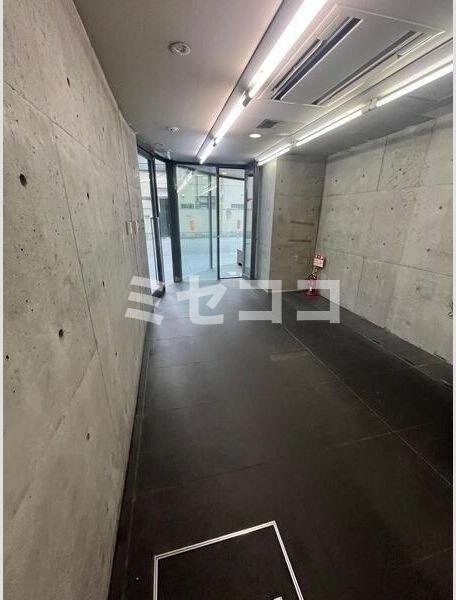 UAKビルのその他