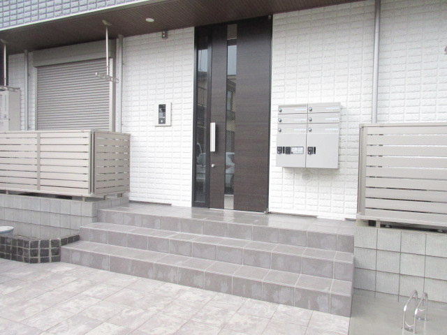 Ｆｕｎｎｙ　ｔｅｒｍｓのエントランス|安心のオートロック付