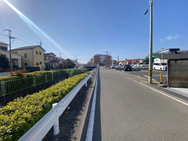 祝：成約済み　八王子市　万町　新築戸建ての前面道路含む現地写真|～仲介手数料無料☆八王子ひなた不動産～　八王子市万町　新築戸建て