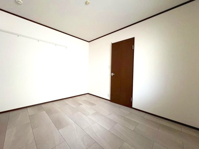 新栄プロパティー古市Ⅱの子供部屋
