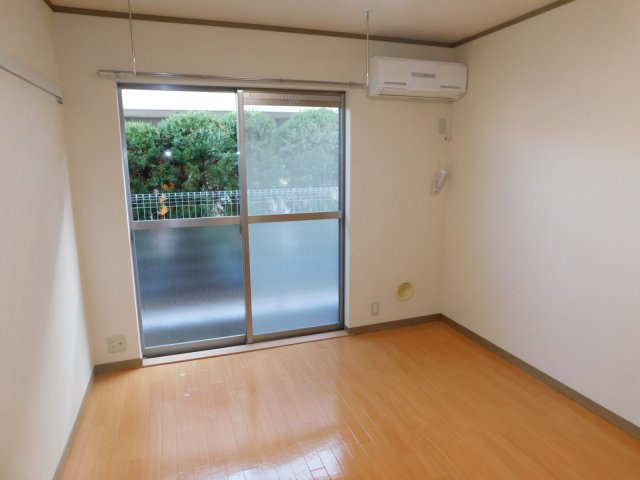 メイプルコートの居間・リビング