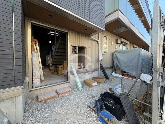 クラシスト苅田WEST　A棟（苅田南小学校）のエントランス|クラシスト苅田WEST　A棟　エントランス