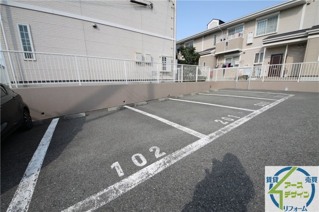 Ciel　iの駐車場