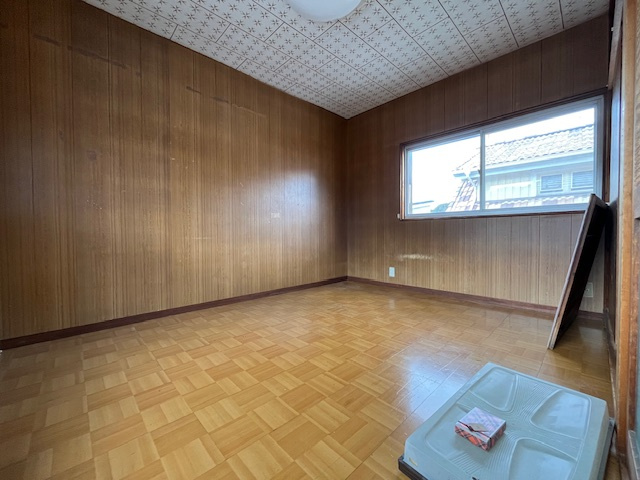 河内⻑野市北⻘葉台貸家の子供部屋