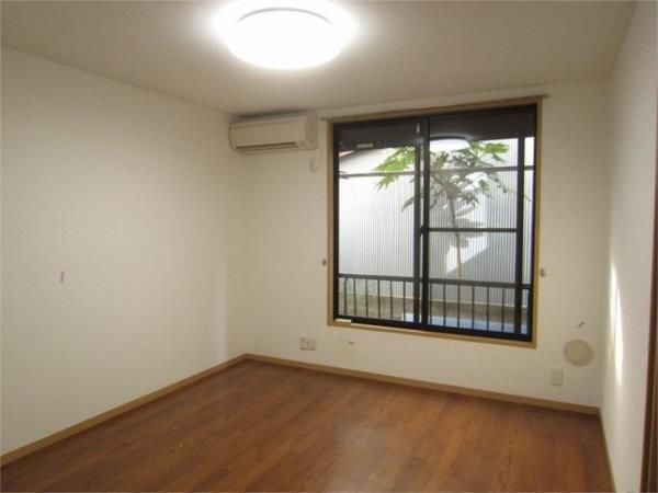 コーポ岩崎第２