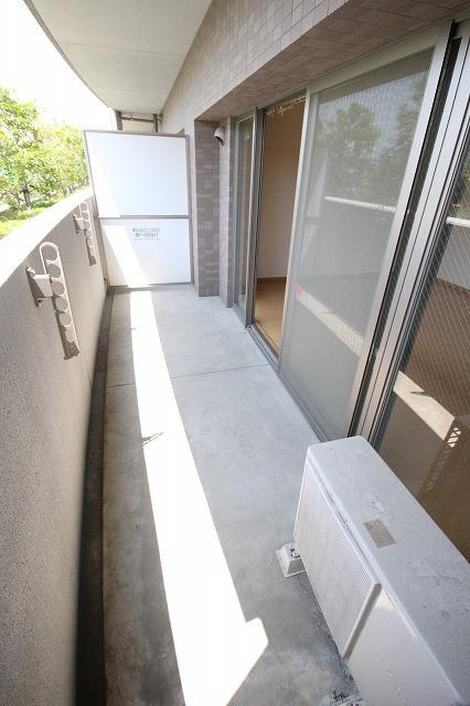 ボヌール有瀬のバルコニー|※お部屋により仕様が異なる場合があります。