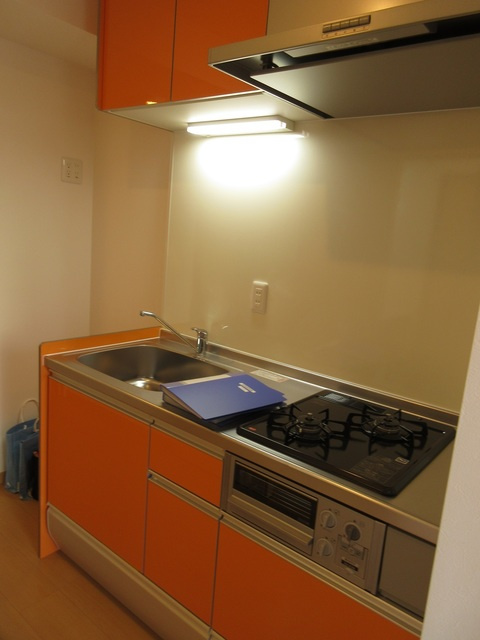 調布市調布ケ丘４丁目のアパートのキッチン