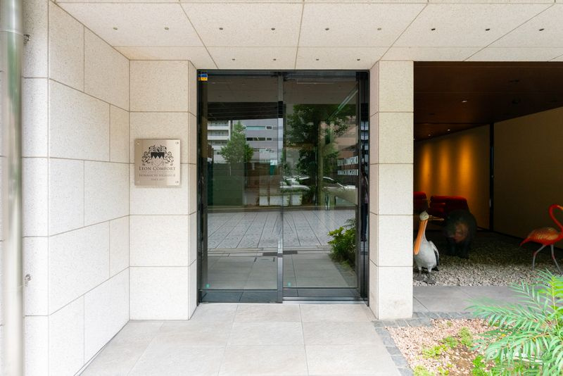 レオンコンフォート本町東Ⅲ　BRAVI不動産のロビー